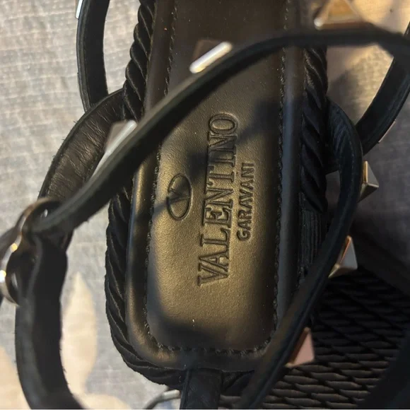 Valentino Garavani ROCKSTUD ANKLE STRAP WEDGE SANDALS 38 - Picture 7 of 12